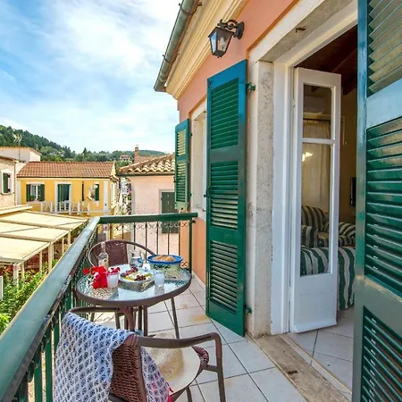 Aggelina Holiday home *