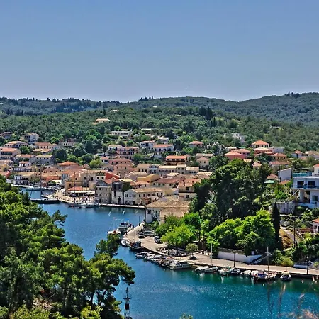 بيت للعطل Aggelina Lákka